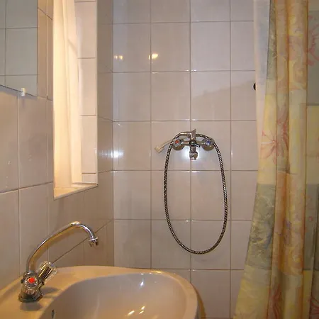 Barbara Panzio Bed and Breakfast Balatonalmádi